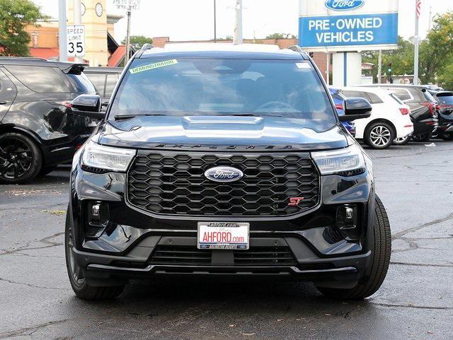 new 2025 Ford Explorer car