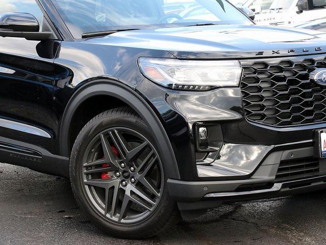 new 2025 Ford Explorer car