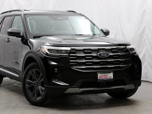 new 2025 Ford Explorer car, priced at $46,867