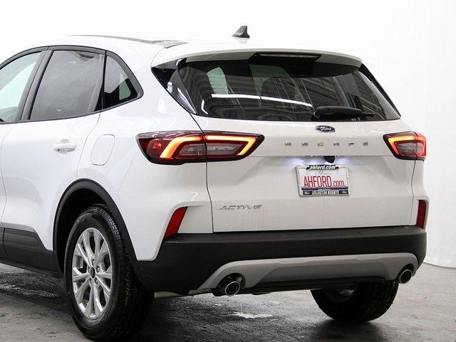 new 2025 Ford Escape car, priced at $28,632