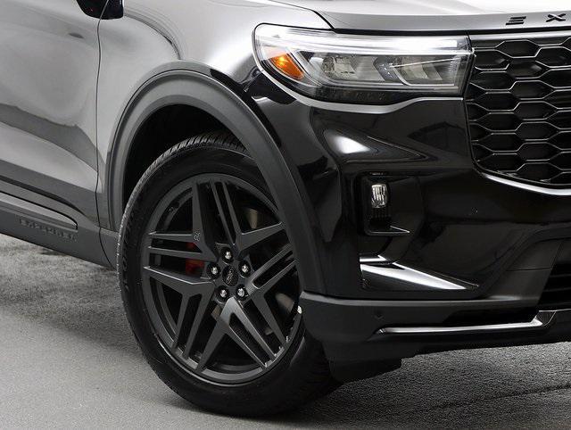 new 2025 Ford Explorer car, priced at $57,019