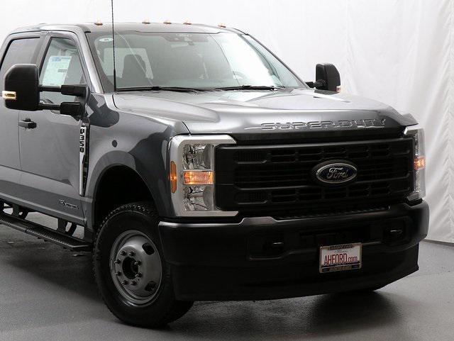 new 2025 Ford F-350 car, priced at $70,140