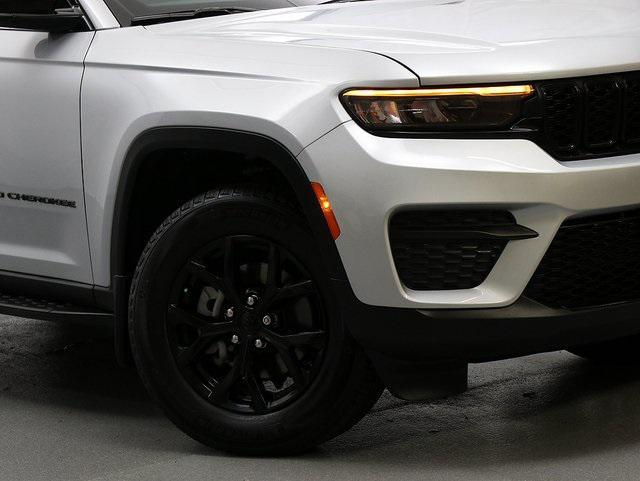 used 2024 Jeep Grand Cherokee car, priced at $35,967
