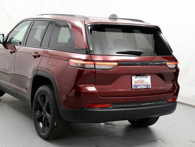 used 2024 Jeep Grand Cherokee car, priced at $33,459