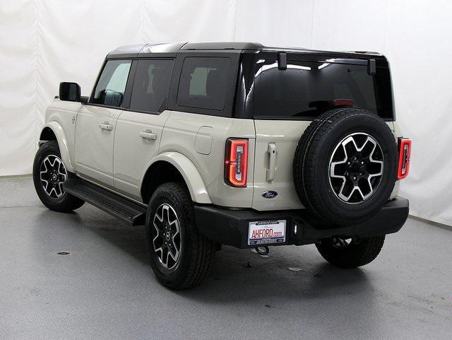 new 2025 Ford Bronco car, priced at $52,275