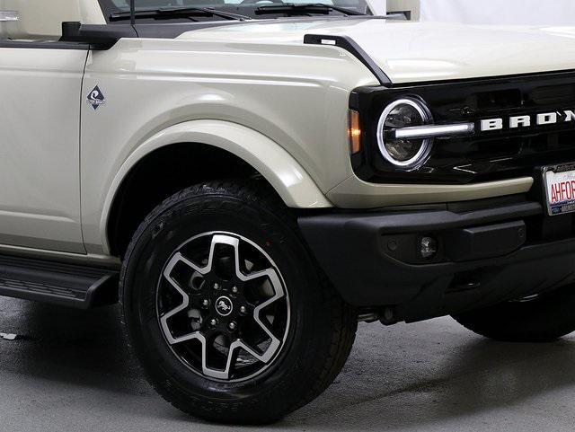 new 2025 Ford Bronco car, priced at $52,275
