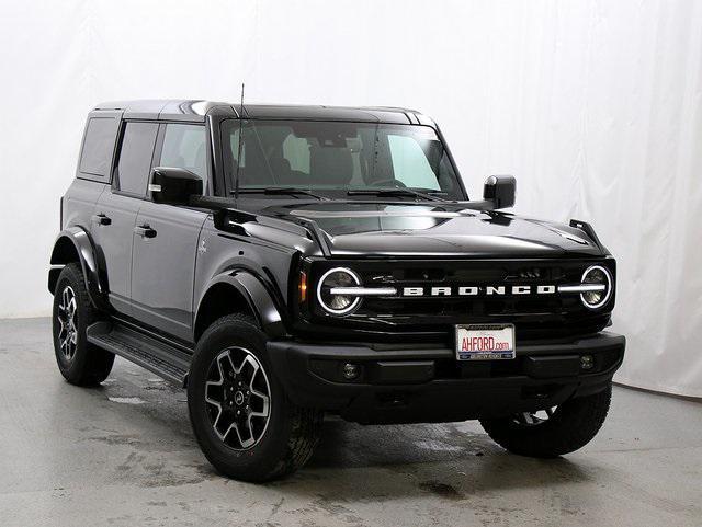 new 2025 Ford Bronco car, priced at $49,885