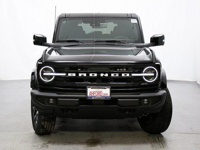 new 2025 Ford Bronco car, priced at $49,885