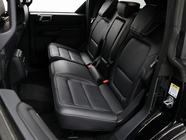 new 2025 Ford Bronco car, priced at $51,910