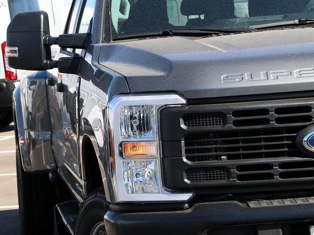 new 2024 Ford F-350 car, priced at $69,090