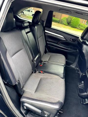 used 2016 Toyota Highlander car, priced at $21,588