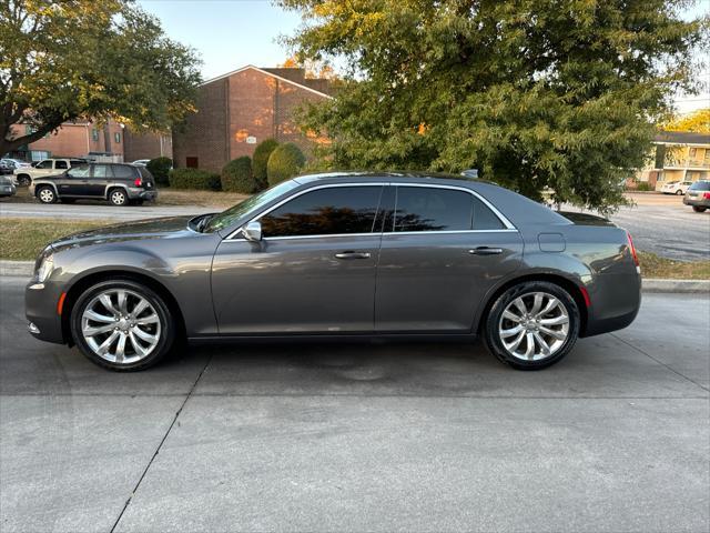 used 2019 Chrysler 300 car, priced at $18,999