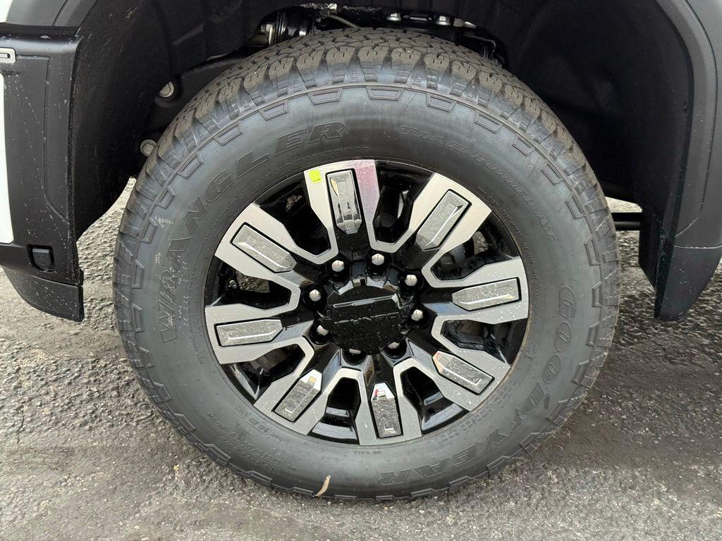 new 2026 GMC Sierra 3500 car, priced at $91,080