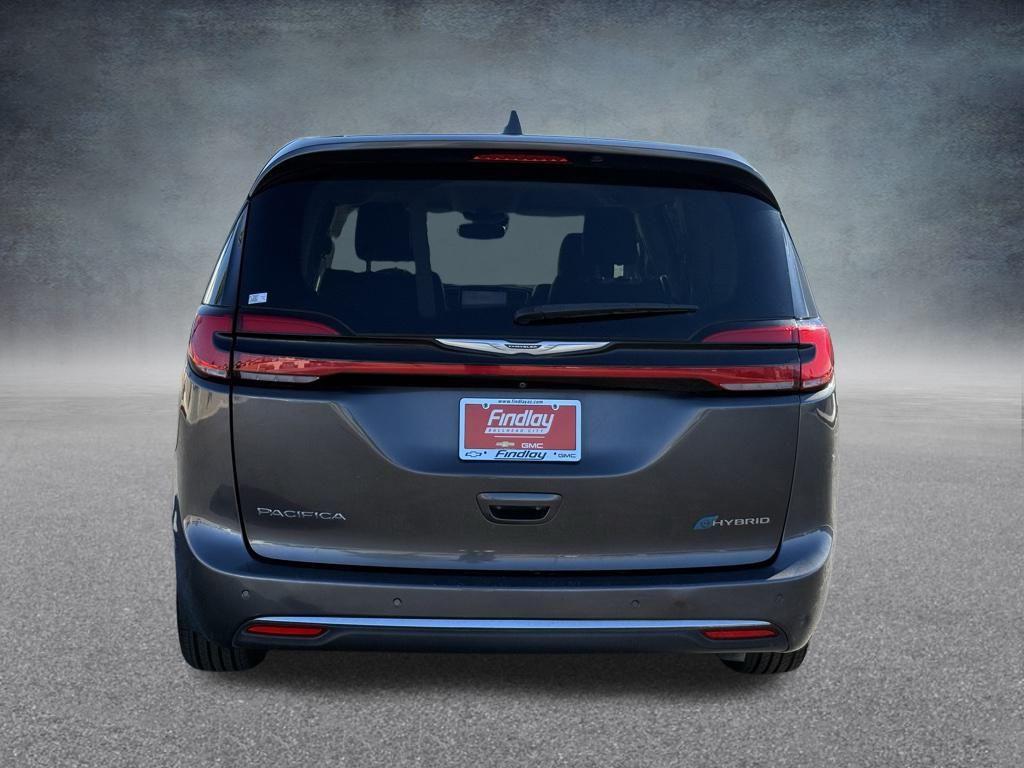 used 2022 Chrysler Pacifica Hybrid car, priced at $25,667