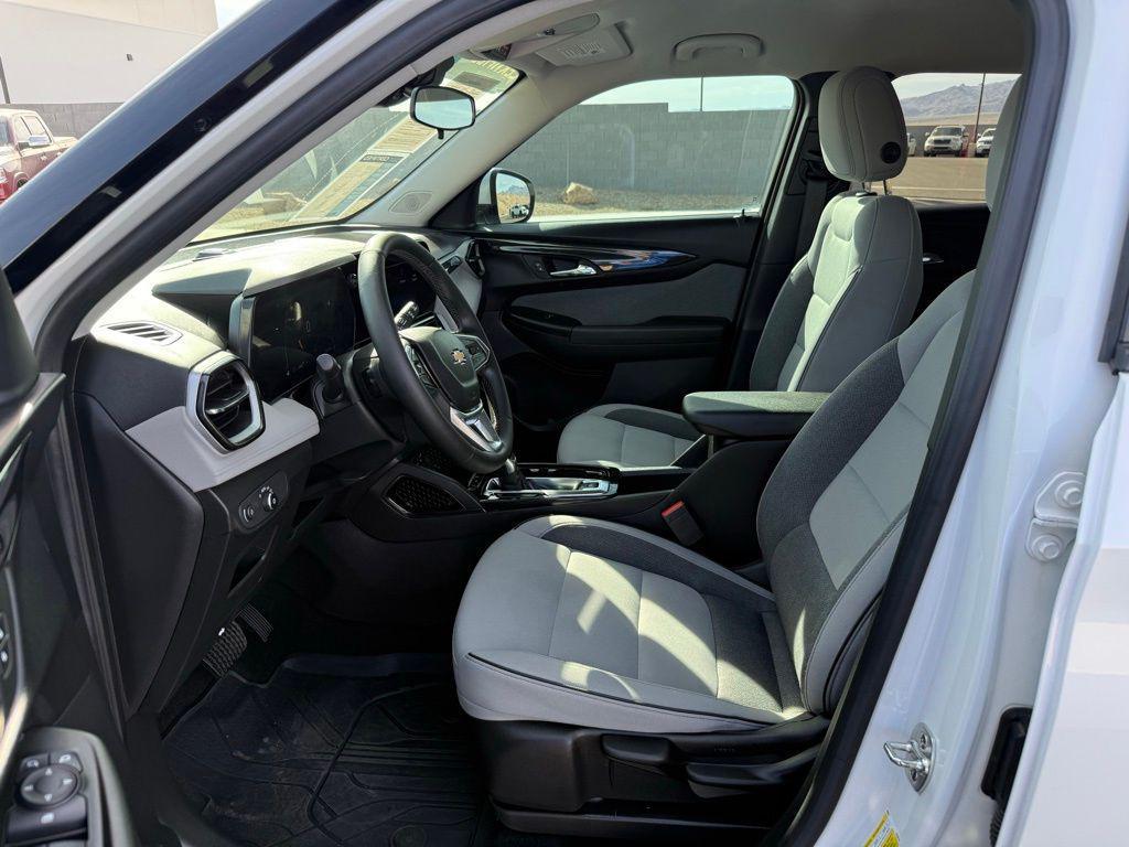 used 2024 Chevrolet TrailBlazer car, priced at $21,123