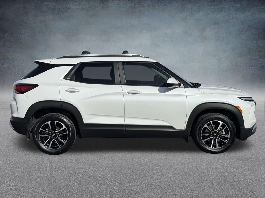 used 2024 Chevrolet TrailBlazer car, priced at $21,123