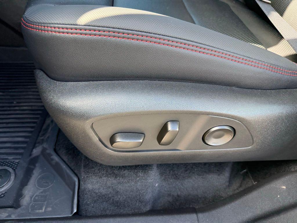 new 2026 Chevrolet Traverse car, priced at $56,247