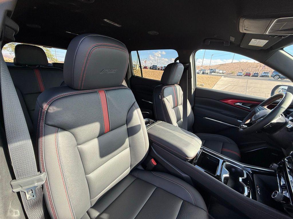 new 2026 Chevrolet Traverse car, priced at $56,247