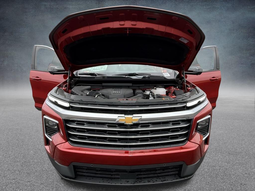 new 2025 Chevrolet Traverse car, priced at $43,910