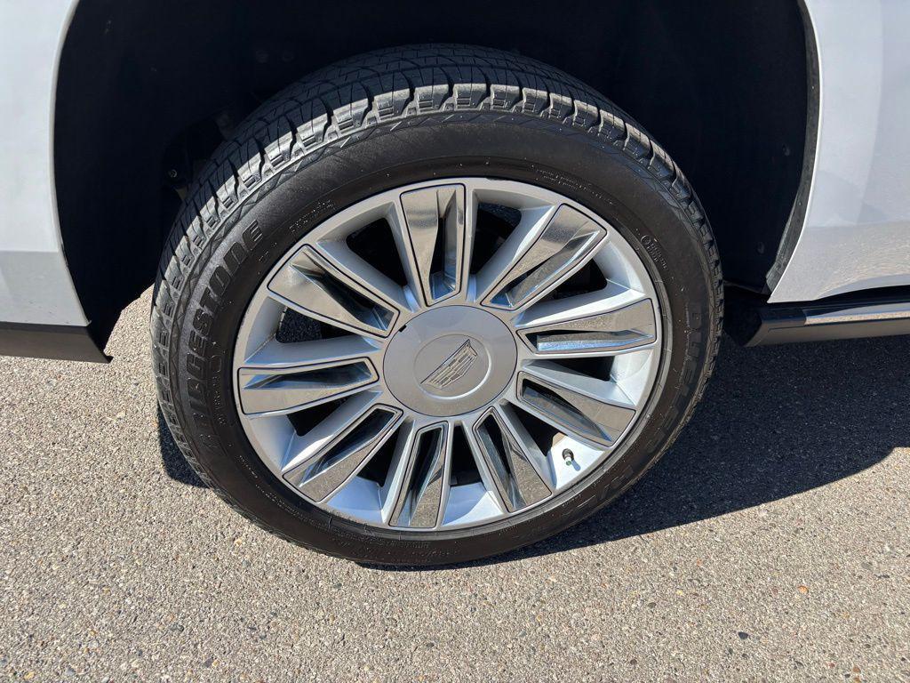 used 2017 Cadillac Escalade car, priced at $24,978