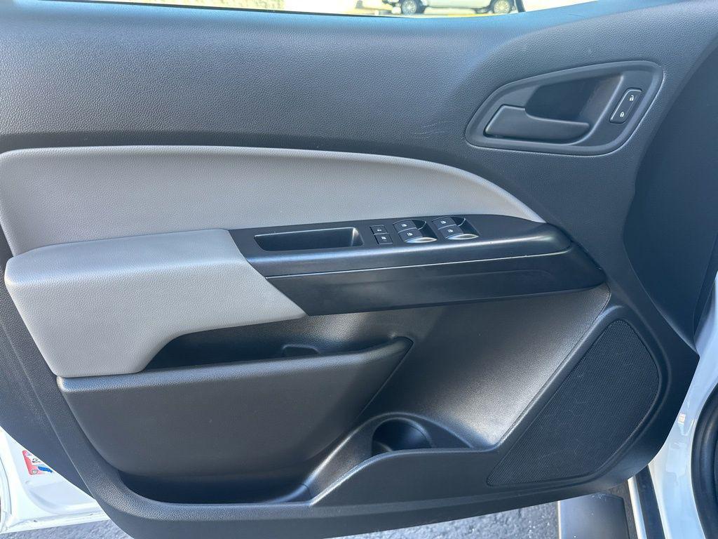 used 2022 Chevrolet Colorado car, priced at $25,488