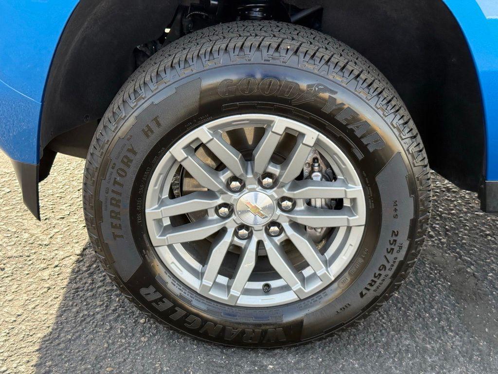 used 2024 Chevrolet Colorado car, priced at $33,743