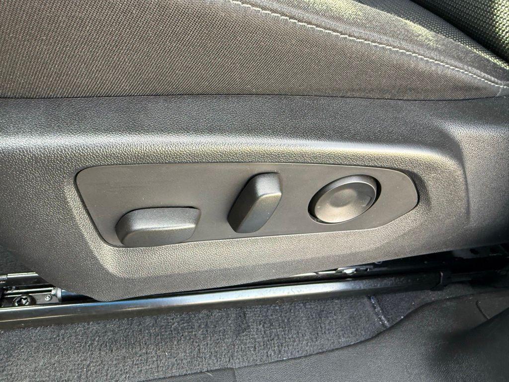 used 2024 Chevrolet Colorado car, priced at $33,743