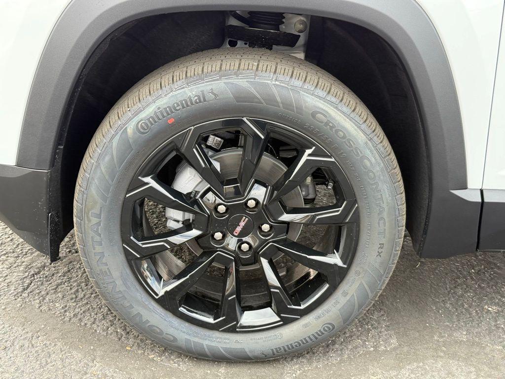 new 2026 GMC Terrain car, priced at $35,640