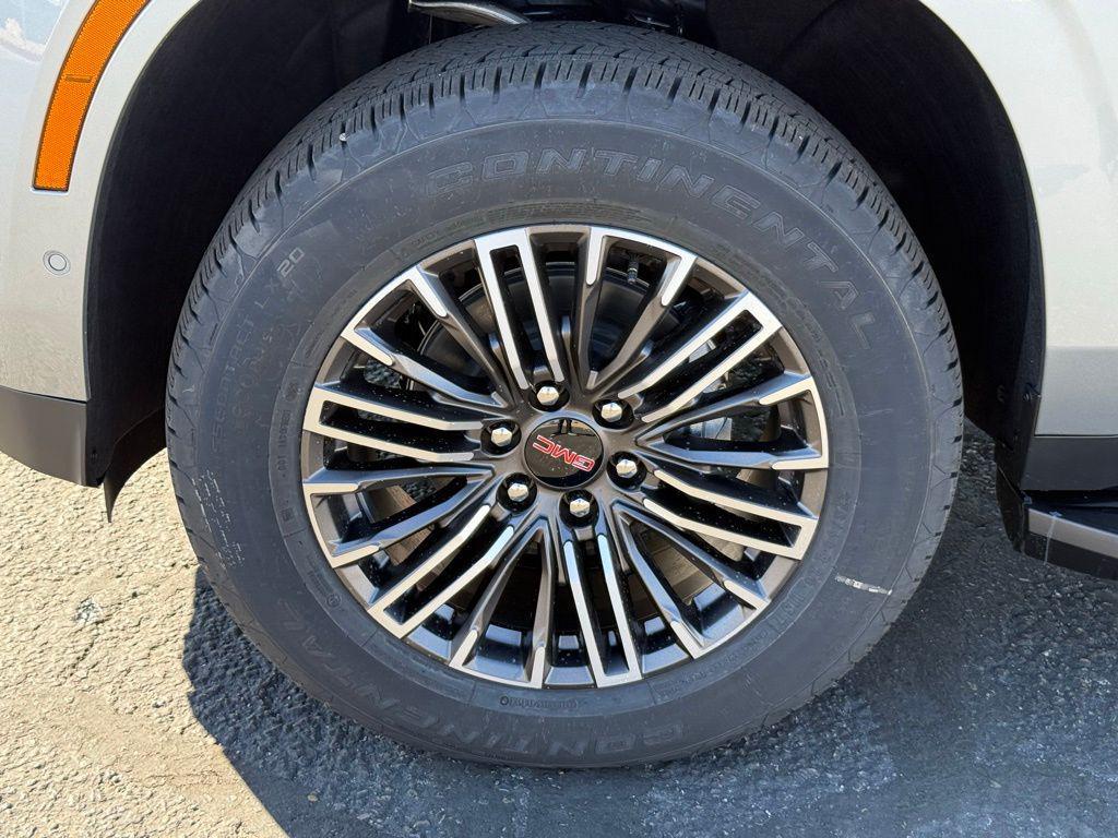 new 2026 GMC Yukon car, priced at $75,489