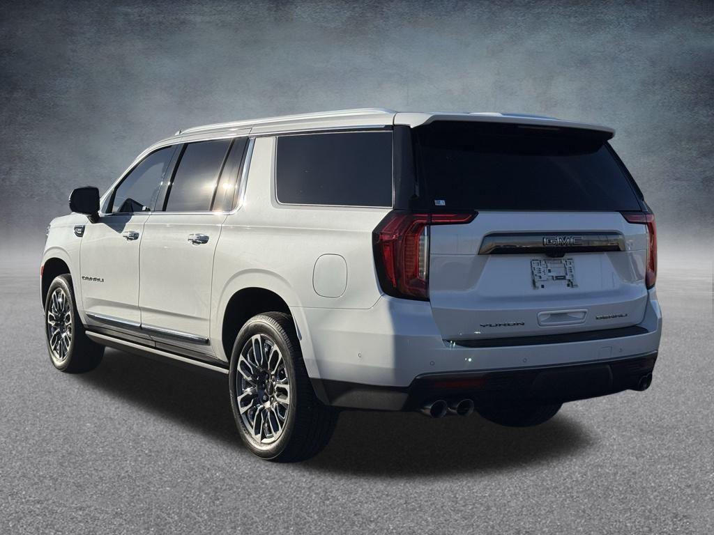 used 2023 GMC Yukon XL car, priced at $72,676