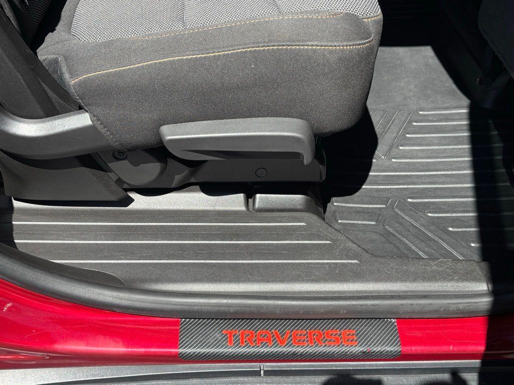 used 2018 Chevrolet Traverse car, priced at $19,659