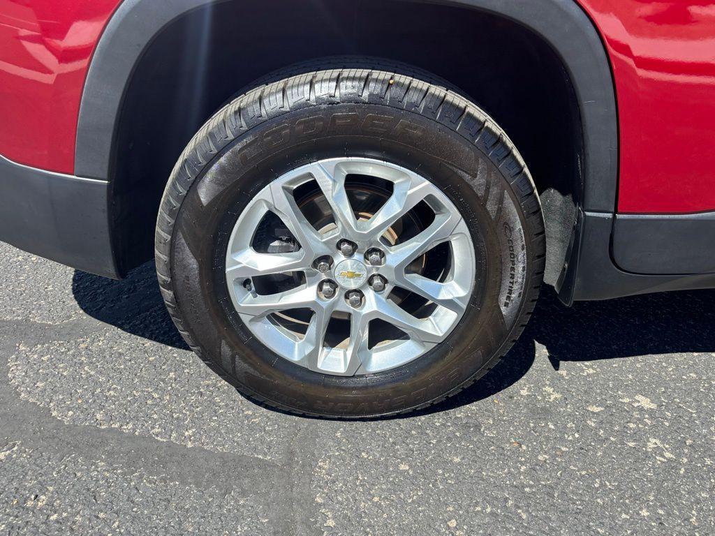 used 2018 Chevrolet Traverse car, priced at $19,659