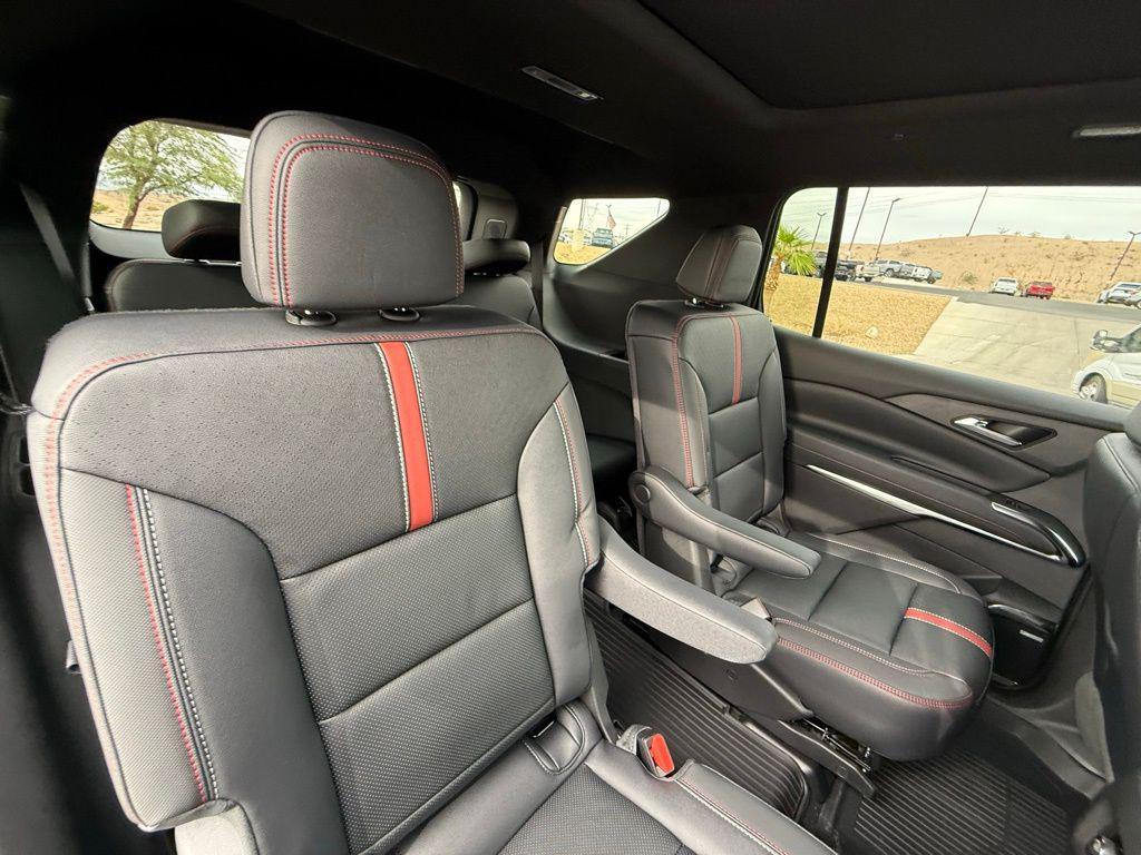 new 2026 Chevrolet Traverse car, priced at $58,717