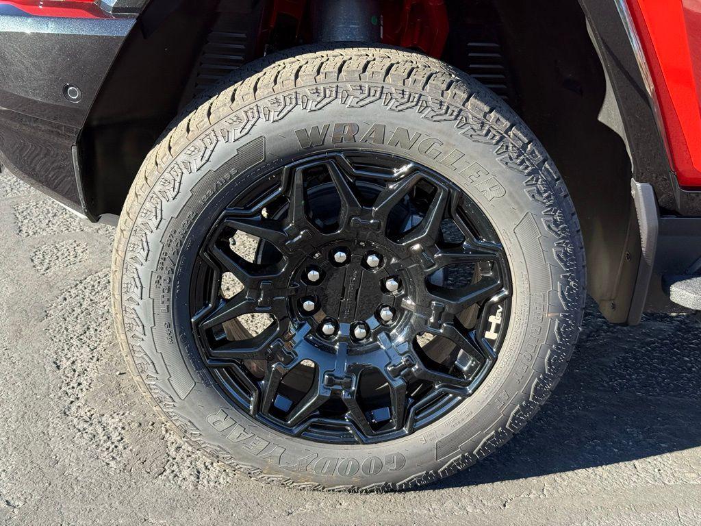 new 2026 GMC HUMMER EV Pickup car, priced at $97,018