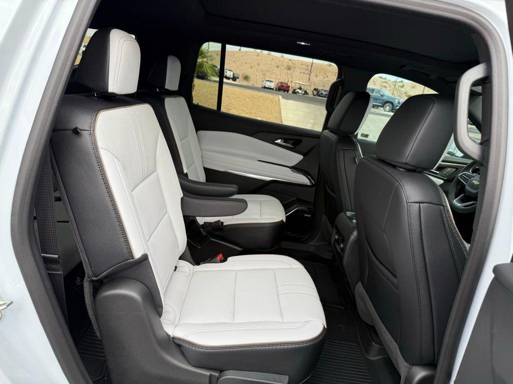 new 2026 Chevrolet Traverse car, priced at $59,178