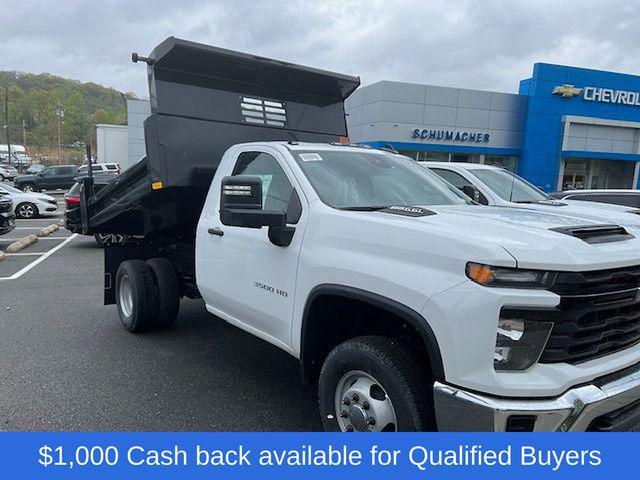 new 2025 Chevrolet Silverado 3500 car, priced at $63,726