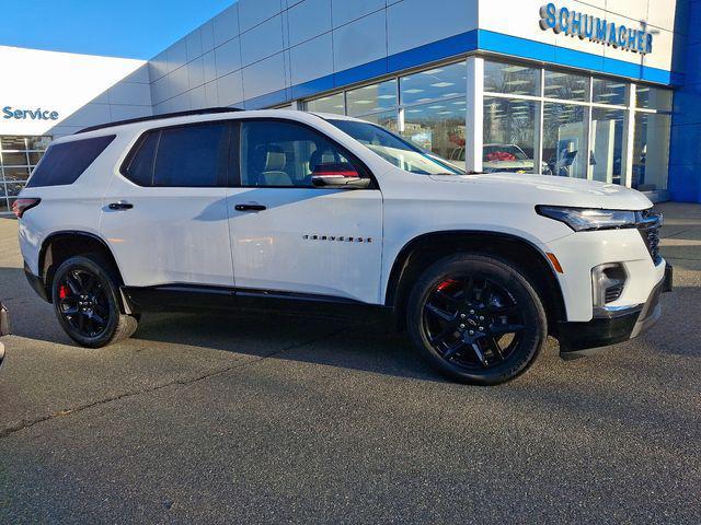 used 2022 Chevrolet Traverse car, priced at $35,278