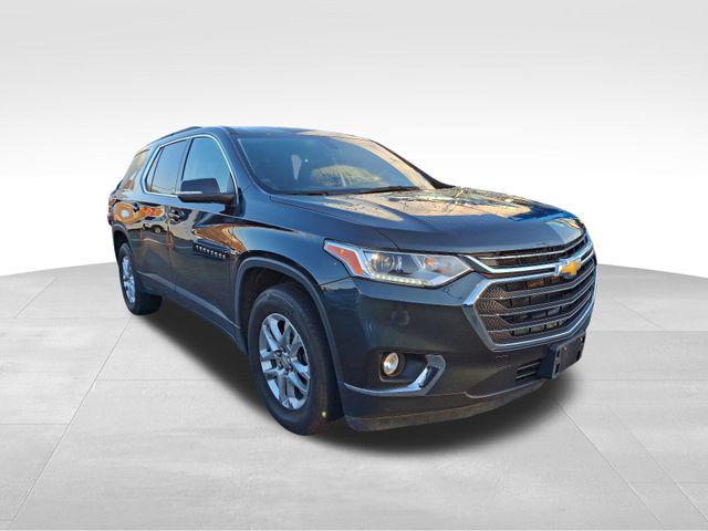 used 2021 Chevrolet Traverse car, priced at $23,425