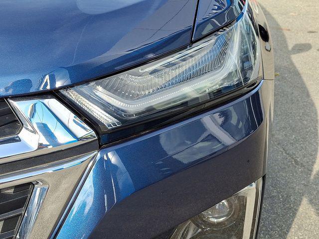 used 2023 Chevrolet Traverse car, priced at $32,500