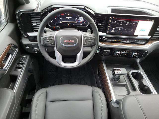new 2025 GMC Sierra 1500 car, priced at $47,725