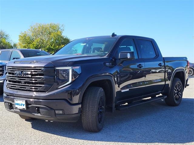 new 2025 GMC Sierra 1500 car, priced at $55,425