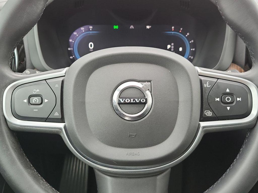 used 2022 Volvo XC60 car, priced at $20,000