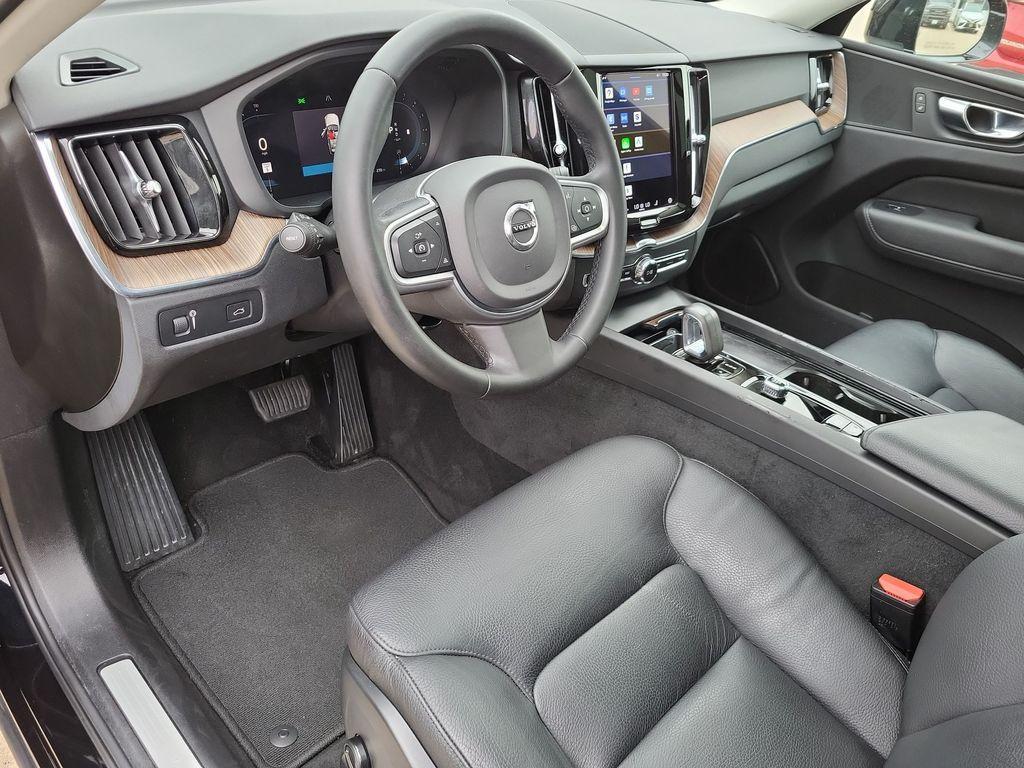 used 2022 Volvo XC60 car, priced at $20,000
