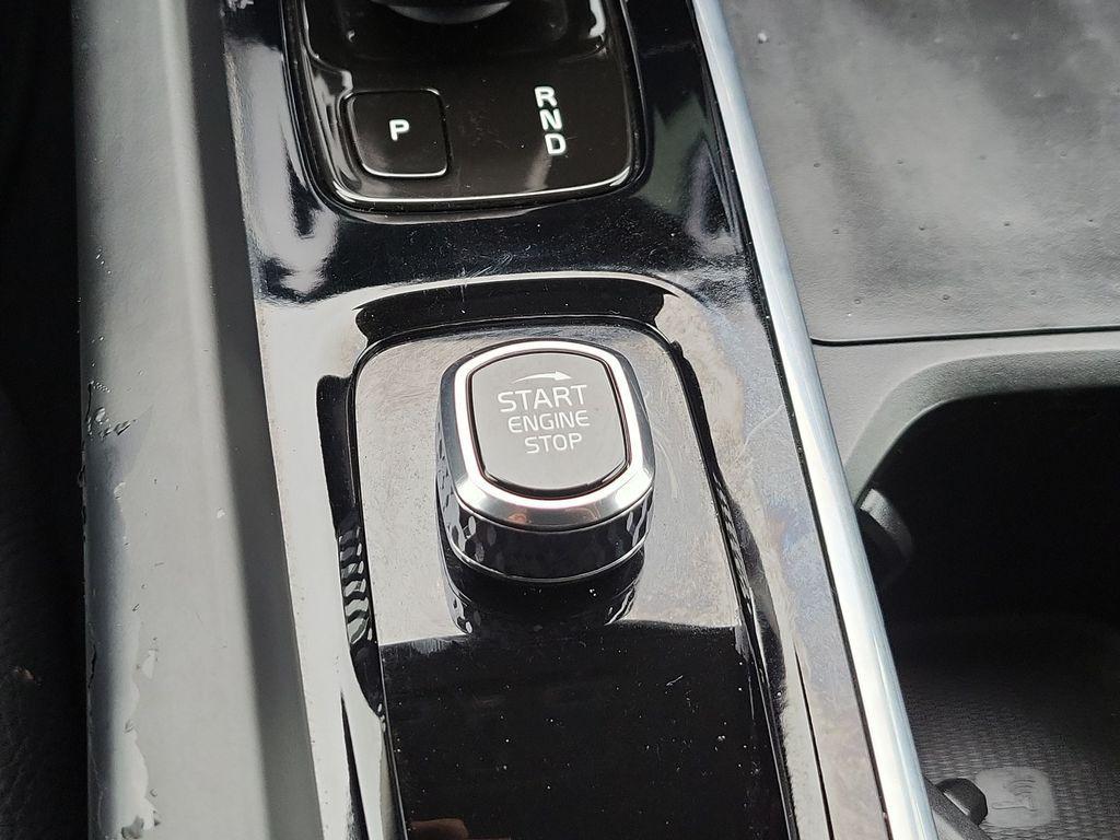 used 2022 Volvo XC60 car, priced at $20,000