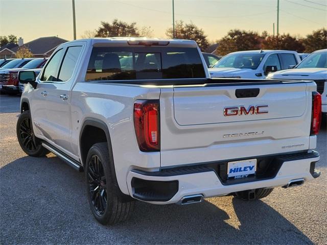 new 2025 GMC Sierra 1500 car, priced at $70,440