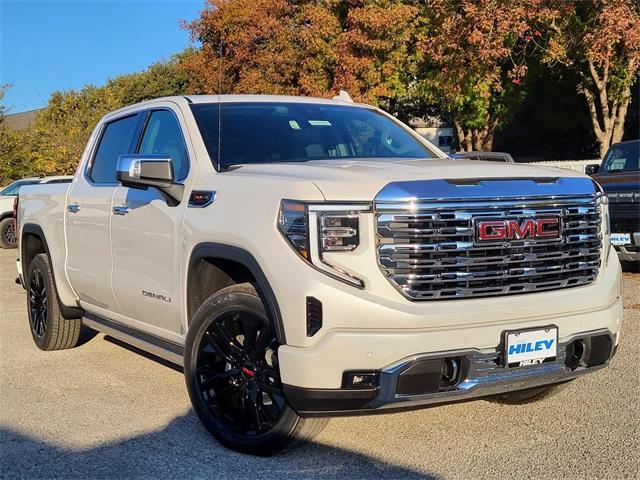 new 2025 GMC Sierra 1500 car, priced at $70,440