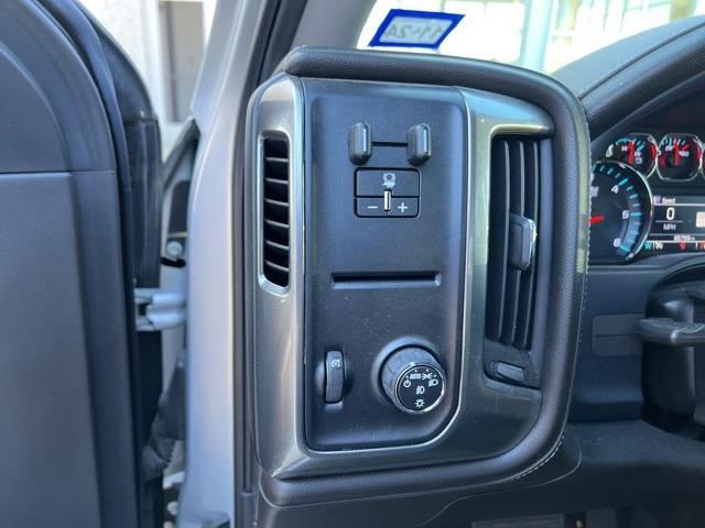 used 2018 Chevrolet Silverado 1500 car, priced at $27,391