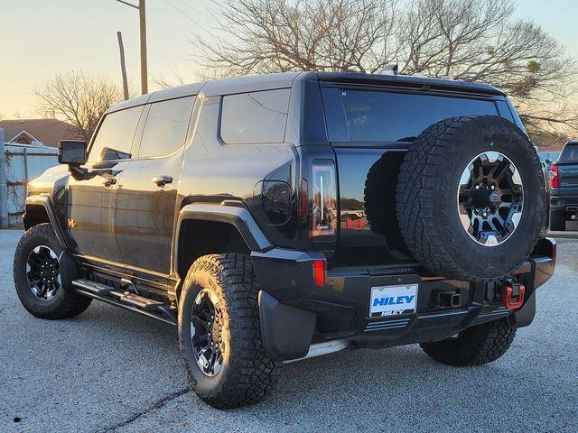 new 2024 GMC HUMMER EV SUV car, priced at $99,675