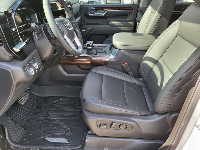 new 2025 GMC Sierra 1500 car, priced at $51,380