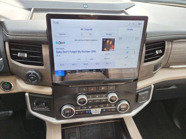 used 2023 Ford Expedition car, priced at $40,491